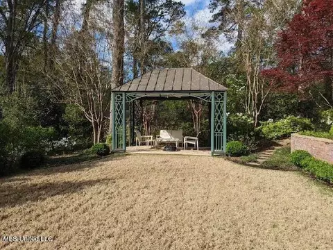 View/Area - 835 Avondale St, Jackson, MS 39216 photo 1 of 1