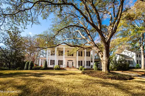 Exterior - 835 Avondale St, Jackson, MS 39216 photo 2 of 24