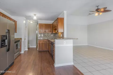 9654 N Geneva Loop, Olive Branch, MS 38654 photo 9