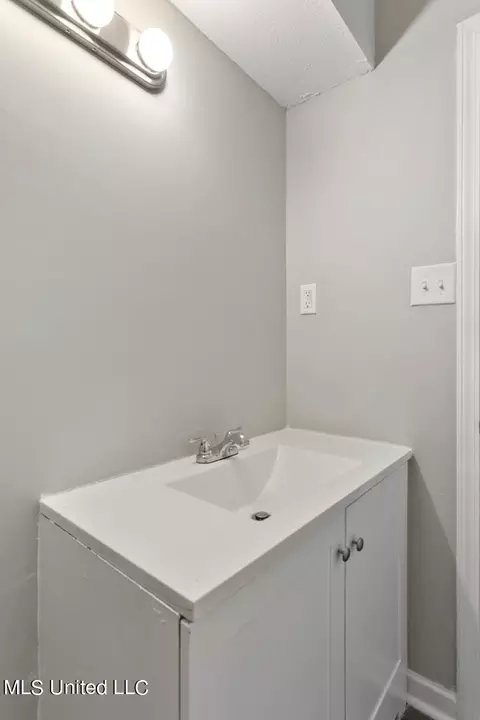 912 Pine Lake Dr, Jackson, MS 39206 photo 13