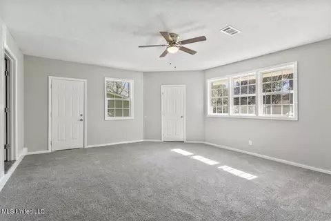 912 Pine Lake Dr, Jackson, MS 39206 photo 10