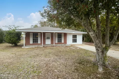 136 Reinike Rd, Long Beach, MS 39560
