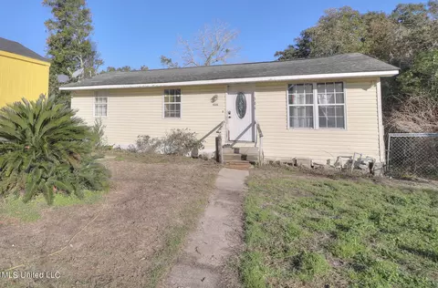 506 E Railroad St, Gulfport, MS 39507