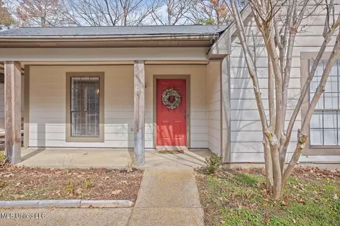 104 Lowe Cir, Clinton, MS 39056 photo 3