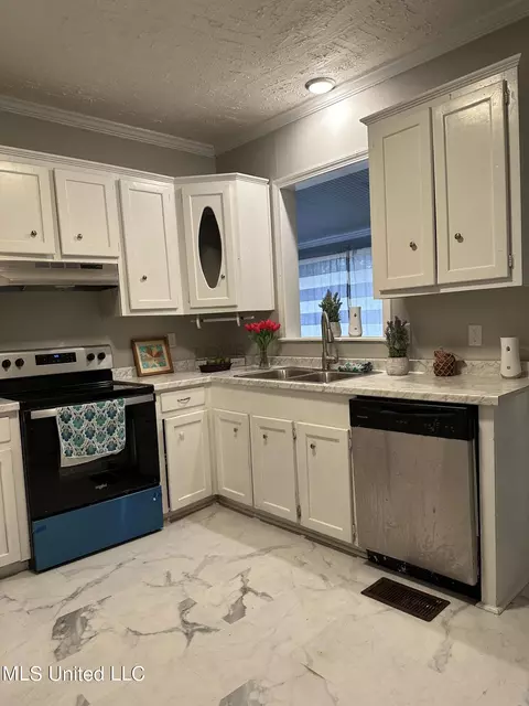 1455 May Ave, Jackson, MS 39212 photo 9