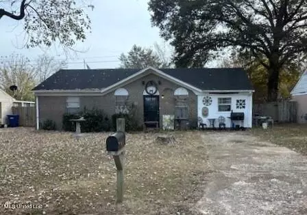 2925 Devon Cir, Horn Lake, MS 38637