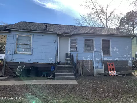 4272 Richmond Cir, Jackson, MS 39209 photo 3