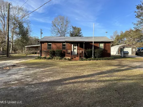 7603 Browns Rd, Moss Point, MS 39562 photo 2
