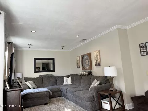 7603 Browns Rd, Moss Point, MS 39562 photo 7