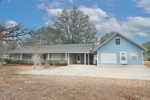 Exterior - 112 Moody Dr, Lucedale, MS 39452 photo 5 of 6