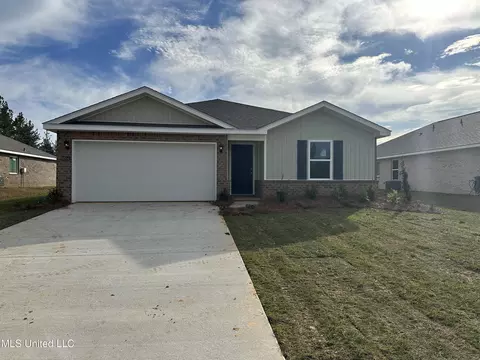 18554 Water Oak Way, Biloxi, MS 39532