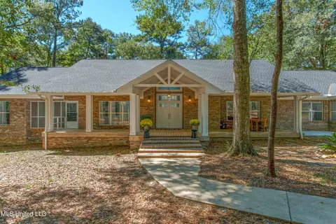 151 Hintonville Rd, Beaumont, MS 39423