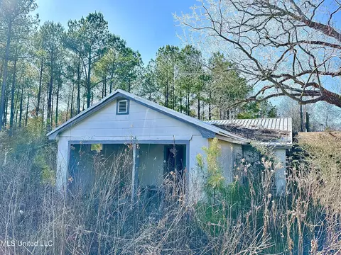 535 Airport Rd, Prentiss, MS 39474