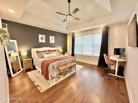 Bedroom - 187 Crossroads Blvd, Hernando, MS 38632 photo 2 of 6