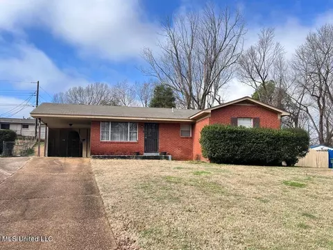 8875 Yorktown Dr, Southaven, MS 38671