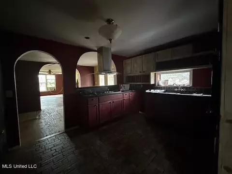 Kitchen - 20282 Daugherty Rd, Long Beach, MS 39560 photo 1 of 1