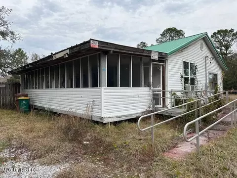 20282 Daugherty Rd, Long Beach, MS 39560