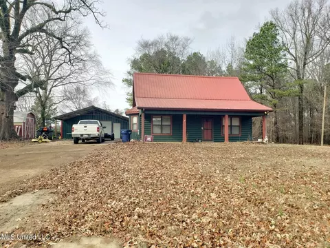 193 Chickasaw Ridge Rdg, Pope, MS 38658