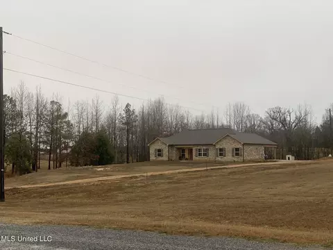 386 Moss Ln, Courtland, MS 38620