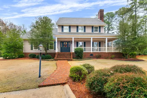 14 Montgomery Ln, Canton, MS 39046