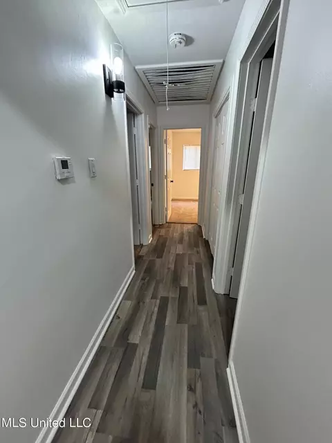 Entry Way - 2910 Robinson, Jackson, MS 39209 photo 1 of 1