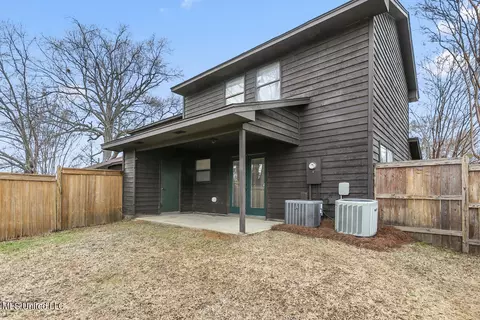 841 Planters Point Dr, Canton, MS 39046 photo 4