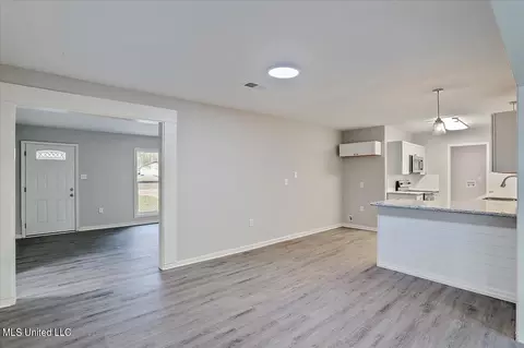 Kitchen - 3326 Ramona St, Jackson, MS 39212 photo 4 of 4