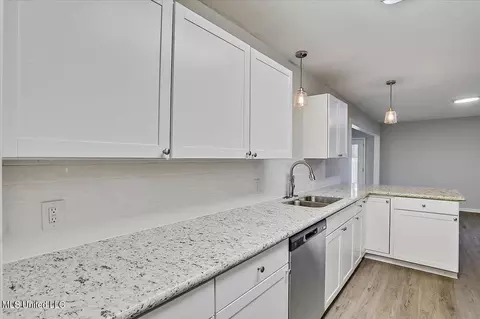 Kitchen - 3326 Ramona St, Jackson, MS 39212 photo 3 of 4