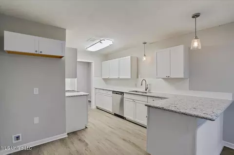 Kitchen - 3326 Ramona St, Jackson, MS 39212 photo 1 of 4
