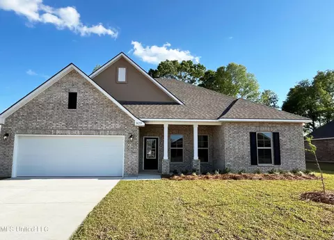 14255 Swan Ridge Cir, Gulfport, MS 39503