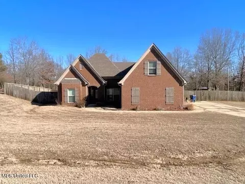 522 W Byhalia Creek Farms Rd, Byhalia, MS 38611