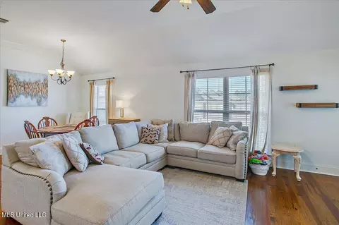 363 Austin Cir, Brandon, MS 39047 photo 7