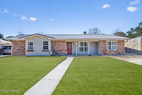 630 Michelle Dr, Biloxi, MS 39532