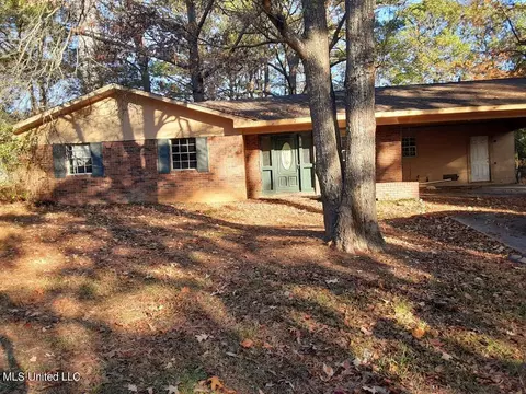 3152 Fleetwood Drive Dr, Jackson, MS 39212
