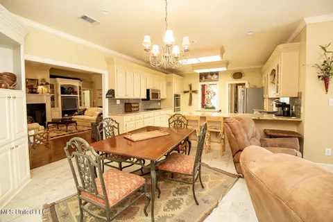 111 Shadia Dr, Clinton, MS 39056 photo 23