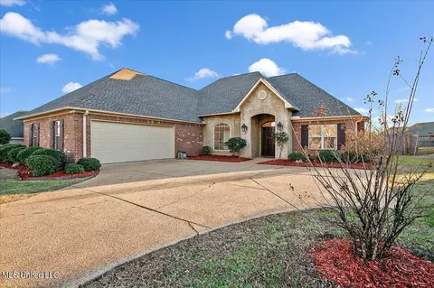 122 Rockbridge Xing, Clinton, MS 39056