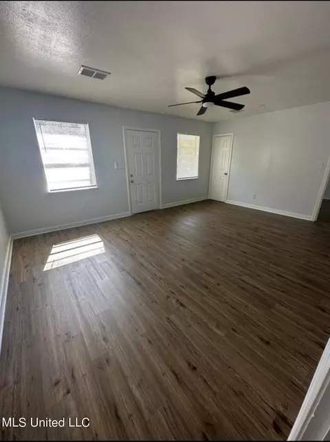 1351 Maria Dr, Jackson, MS 39204 photo 3