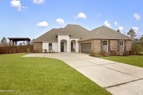 10071 Ponderosa Pl, Vancleave, MS 39565