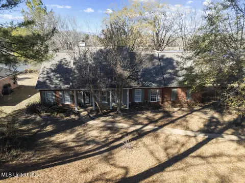 150 Trails End, Flora, MS 39071 photo 5