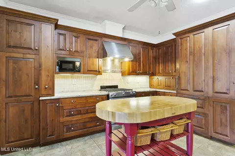 150 Trails End, Flora, MS 39071 photo 22