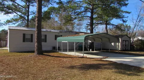 14400 Deidra Ct, Gulfport, MS 39503