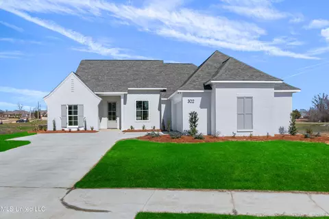 302 Mandy Way Dr, Canton, MS 39046