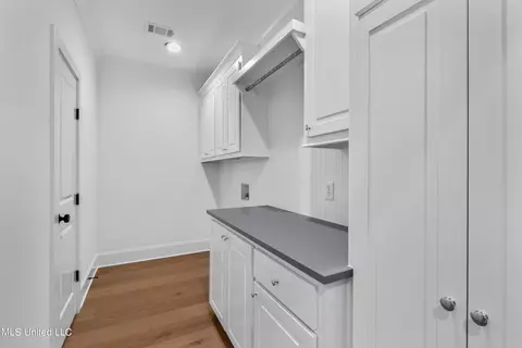 302 Mandy Way Dr, Canton, MS 39046 photo 8