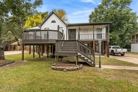 4505 Washington Ave, Pascagoula, MS 39581