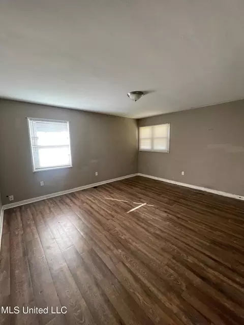 3036 Oak Forest Dr, Jackson, MS 39212 photo 8