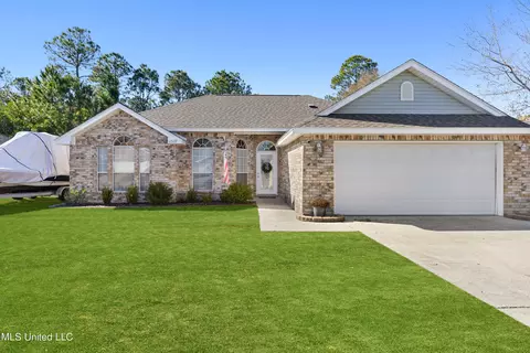 11377 Jessica Dr, Gulfport, MS 39503