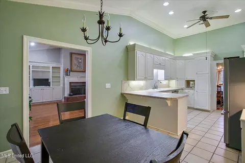 90 Napoleon Cir, Brandon, MS 39047 photo 17