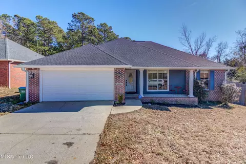 14860 Loveless Dr, Gulfport, MS 39503