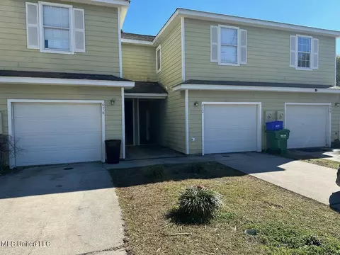 612 Layton Dr, Gulfport, MS 39507