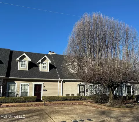 107 N First Ave, Cleveland, MS 38732
